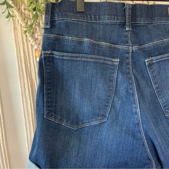 JUDY BLUE High Rise Pull On Cuffed Shorts Blue 1XL - Picture 8 of 15